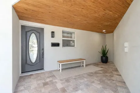 3911 Venice Drive Orlando FL 32806