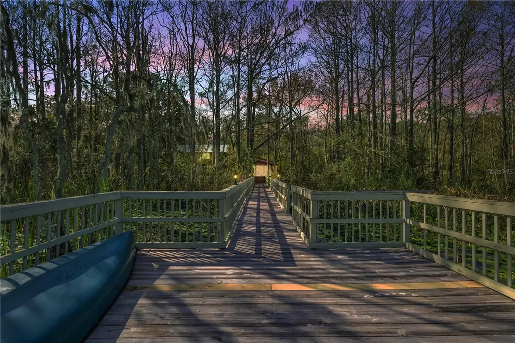 351 Sequoia Drive Ocklawaha FL 32179