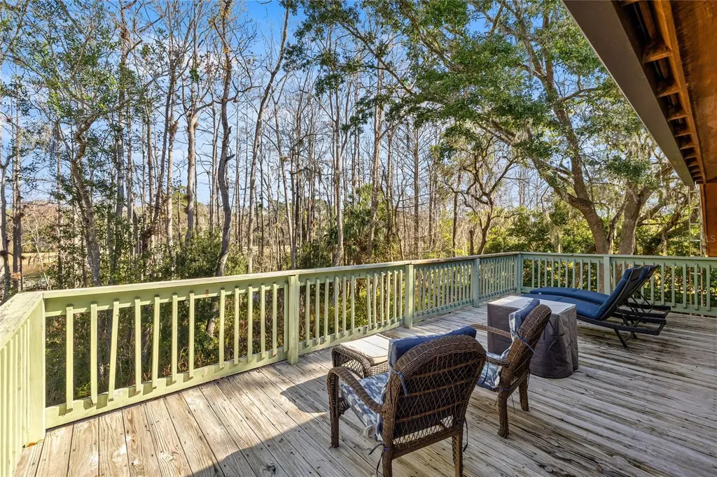 351 Sequoia Drive Ocklawaha FL 32179