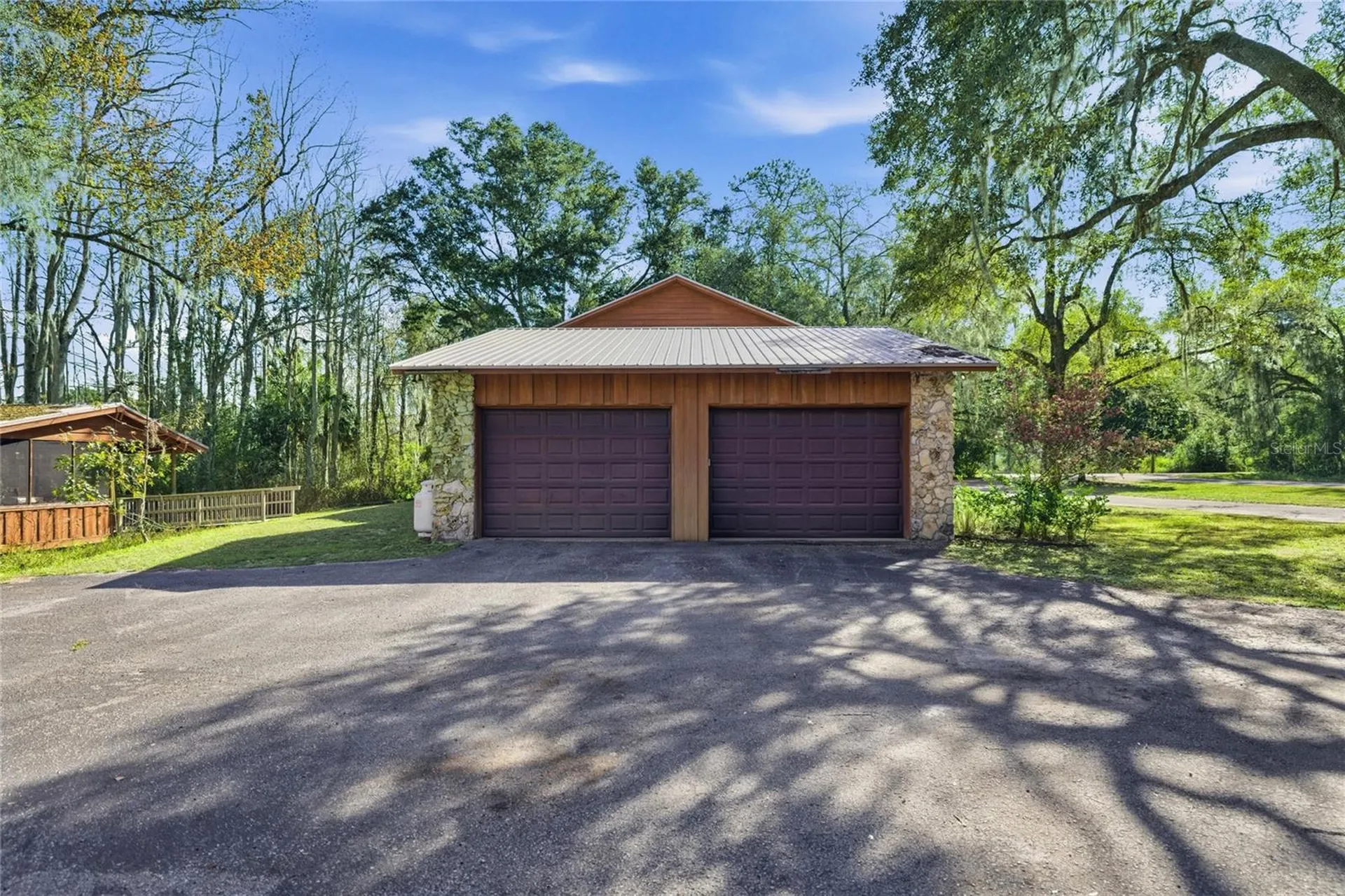351 Sequoia Drive Ocklawaha FL 32179