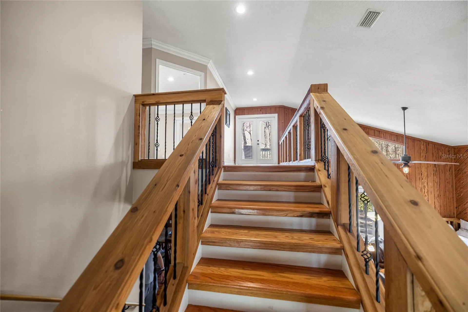 351 Sequoia Drive Ocklawaha FL 32179