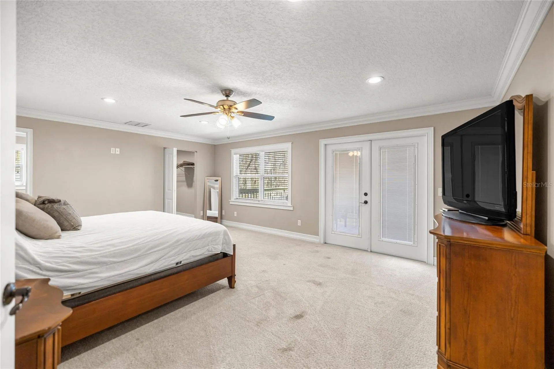 351 Sequoia Drive Ocklawaha FL 32179