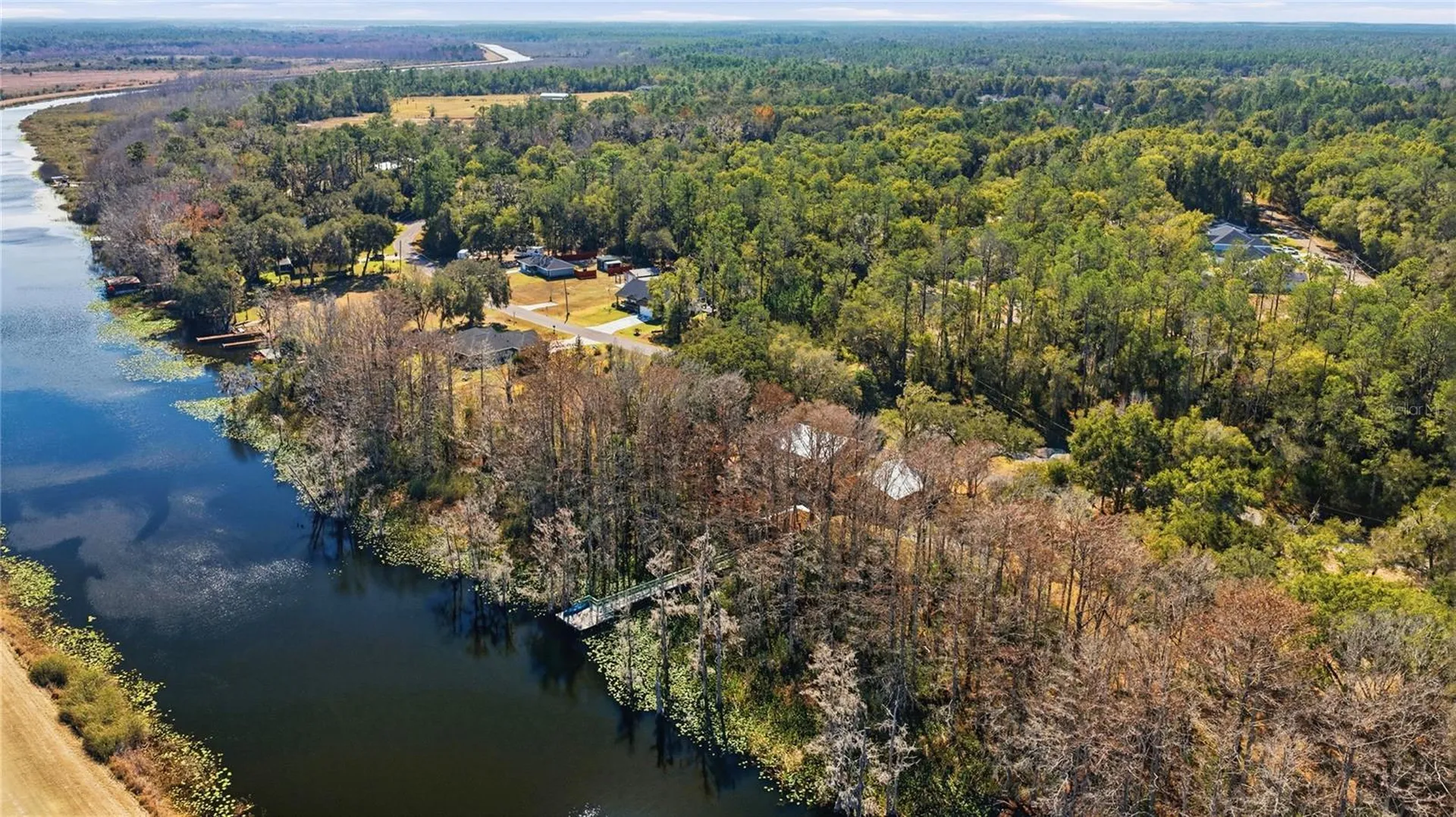 351 Sequoia Drive Ocklawaha FL 32179