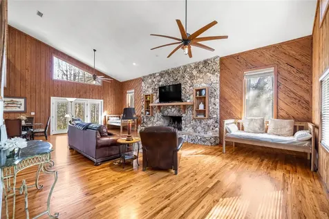 351 Sequoia Drive Ocklawaha FL 32179