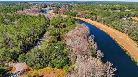 351 Sequoia Drive Ocklawaha FL 32179