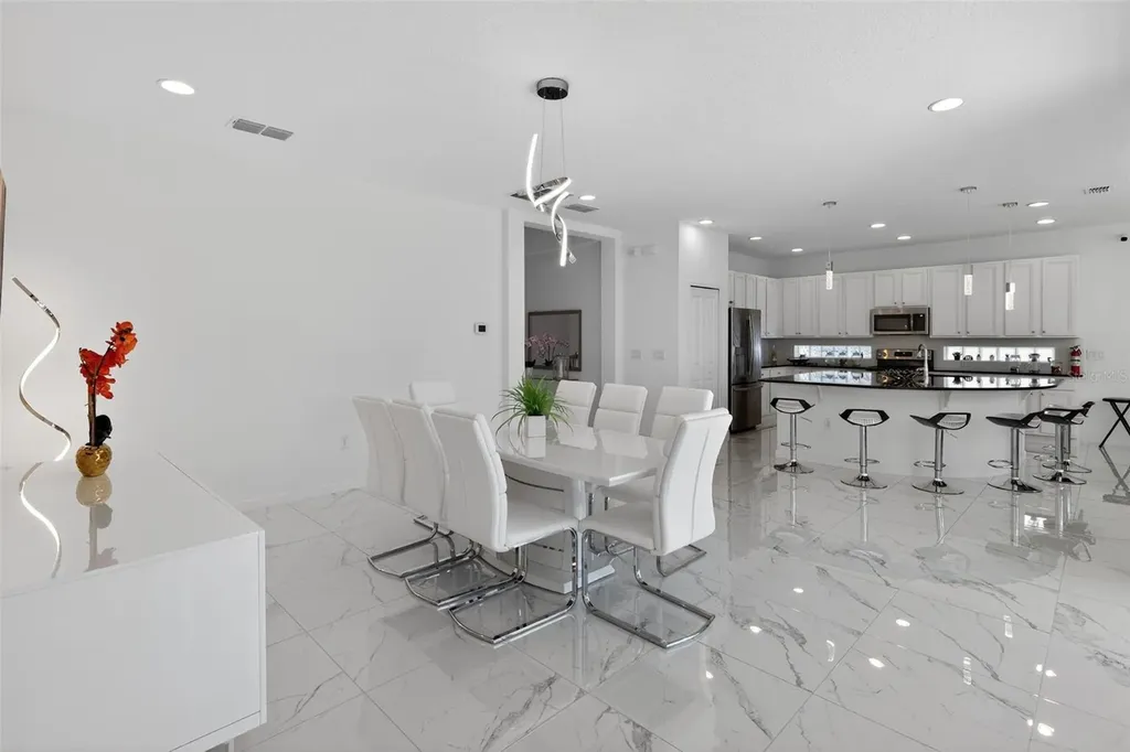 4577 Cabello Loop Kissimmee FL 34746