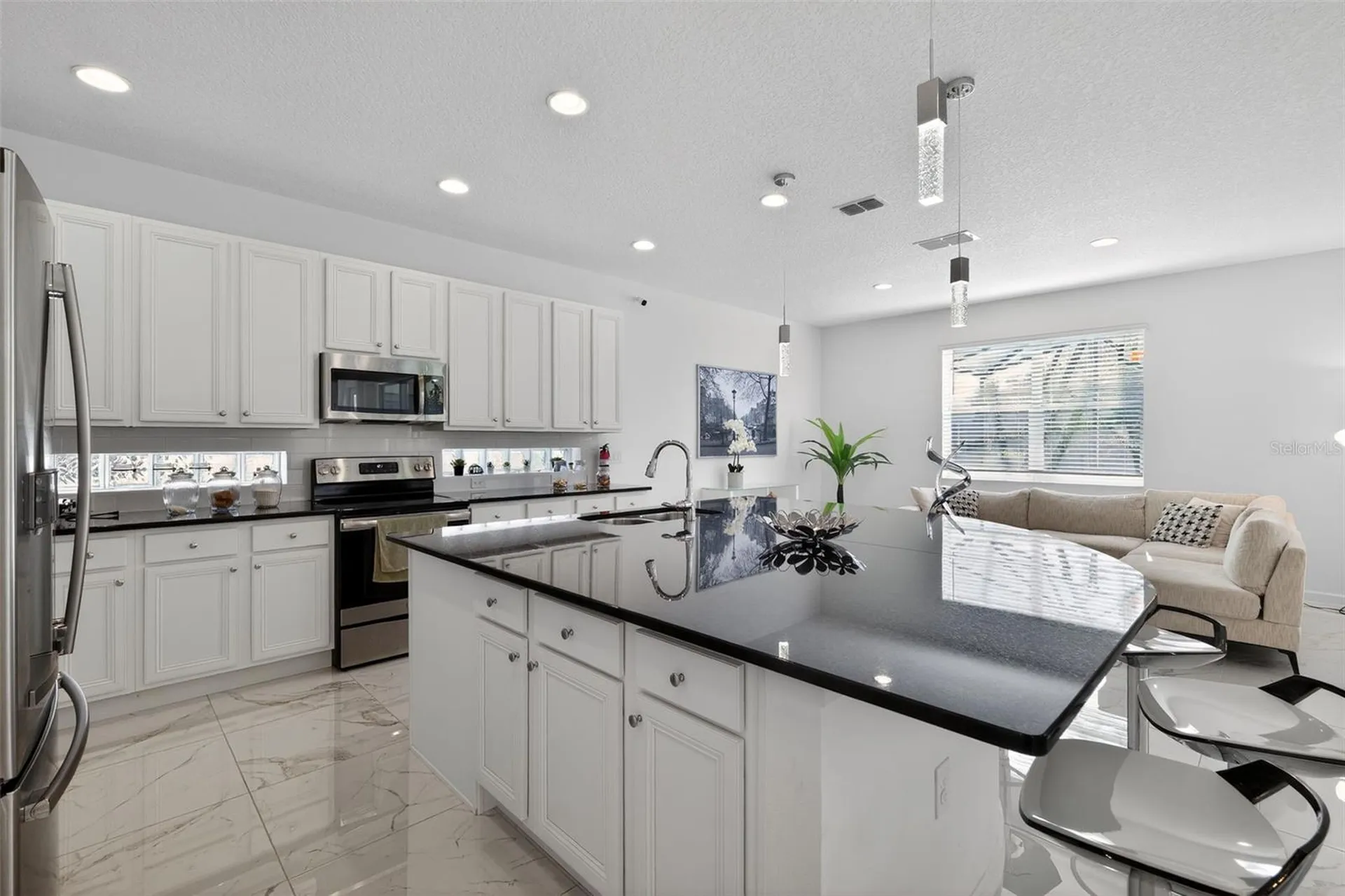 4577 Cabello Loop Kissimmee FL 34746