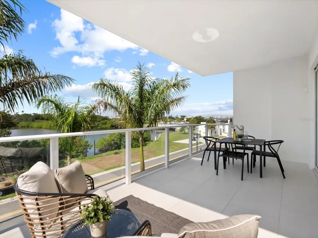 1020 Sunset Point Road Clearwater FL 33755