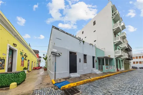 303 Calle San Sebastian San Juan PR 00901