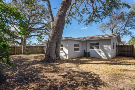 1429 Spring Lane Clearwater FL 33755