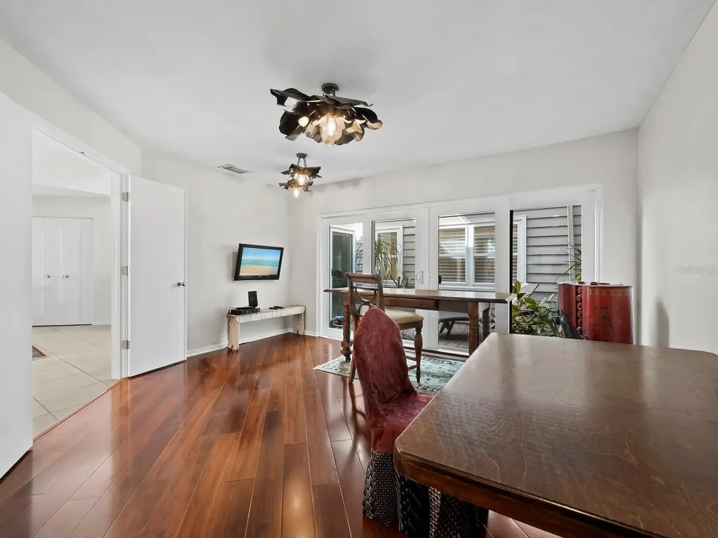 3435 Winding Oaks Drive Longboat Key FL 34228