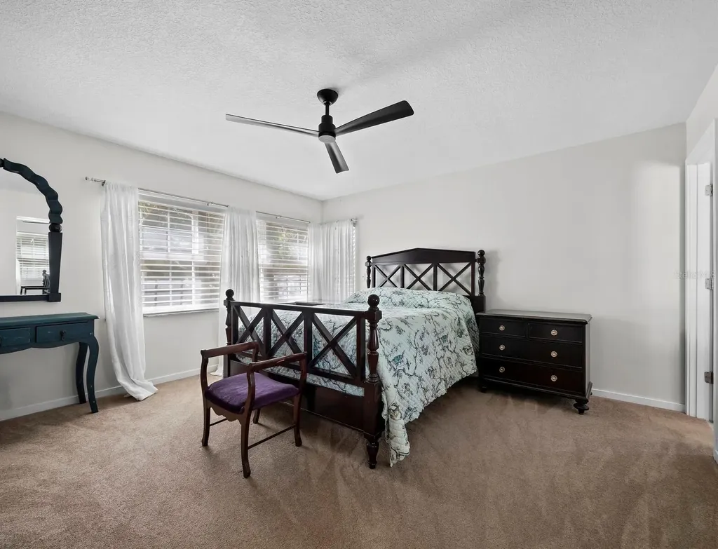 3435 Winding Oaks Drive Longboat Key FL 34228