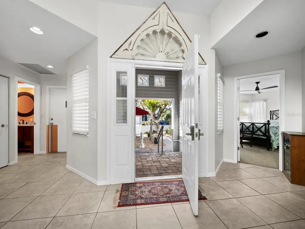 3435 Winding Oaks Drive Longboat Key FL 34228