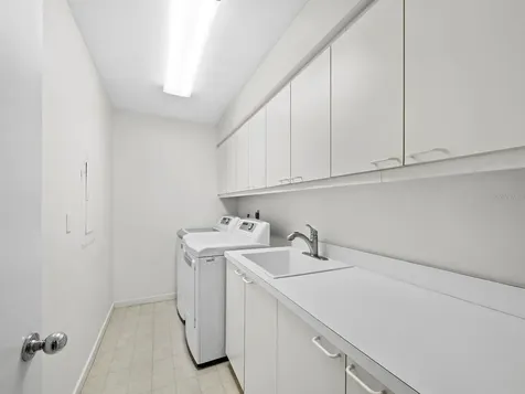 3435 Winding Oaks Drive Longboat Key FL 34228