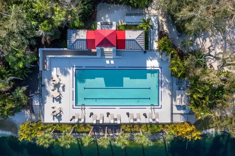 3435 Winding Oaks Drive Longboat Key FL 34228