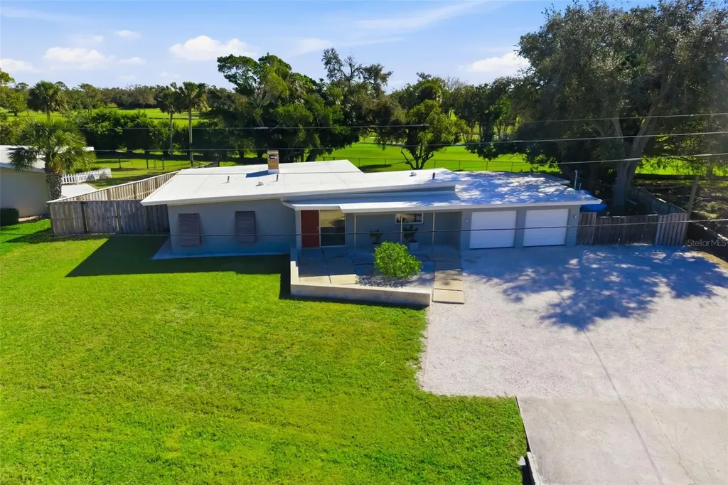 456 Magellan Drive Sarasota FL 34243