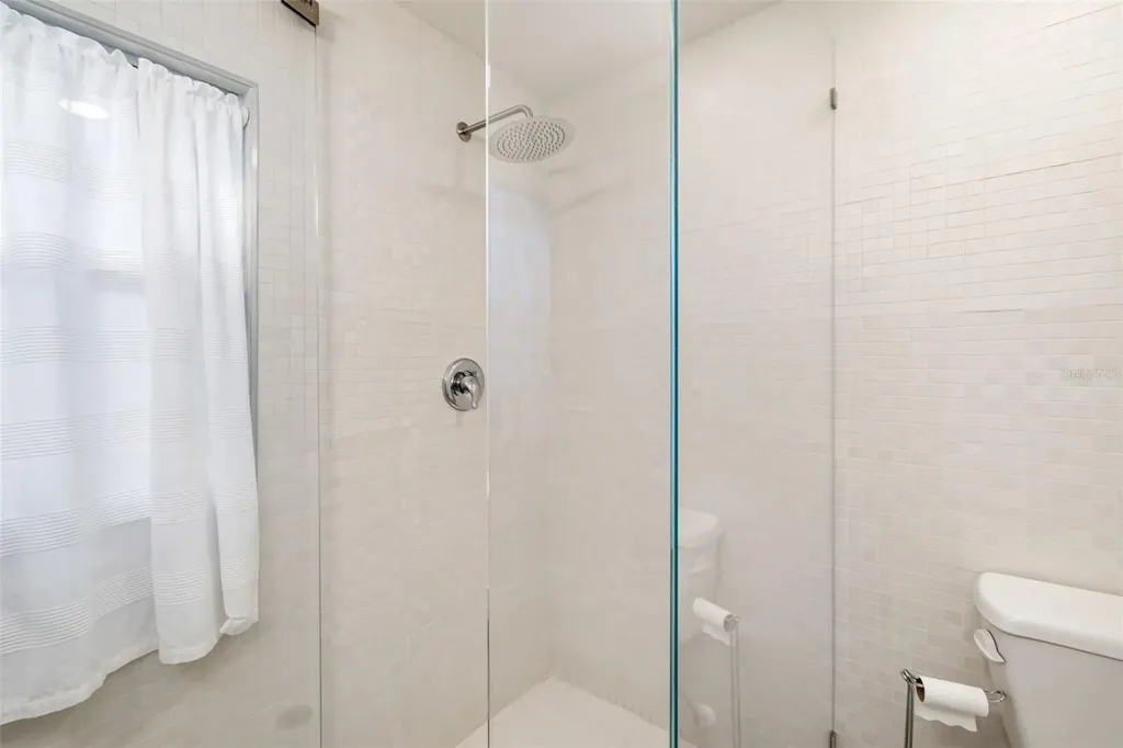 456 Magellan Drive Sarasota FL 34243
