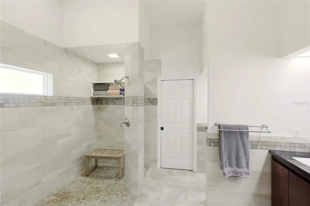 12806 7th Avenue NE Bradenton FL 34212