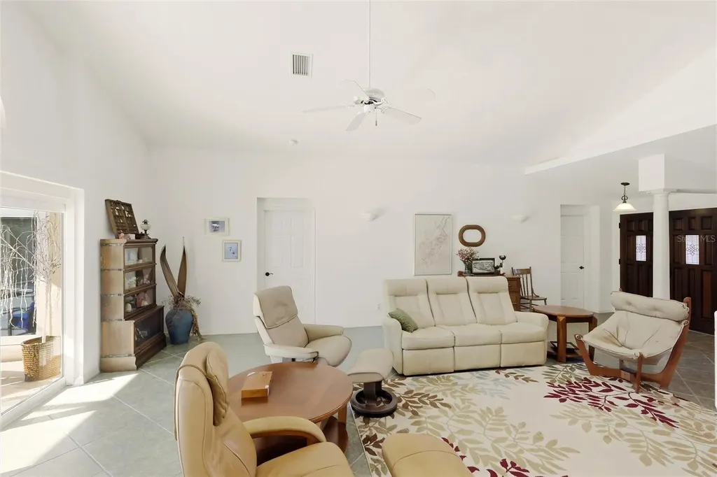 12806 7th Avenue NE Bradenton FL 34212
