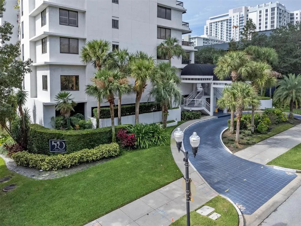 530 E Central Boulevard Orlando FL 32801