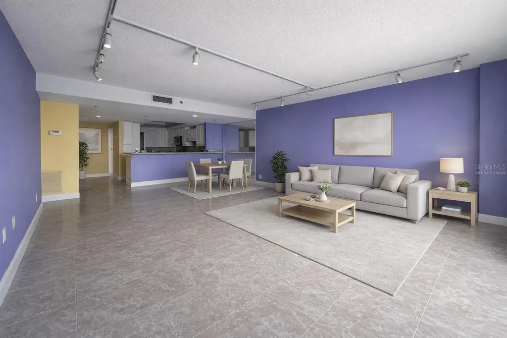 530 E Central Boulevard Orlando FL 32801