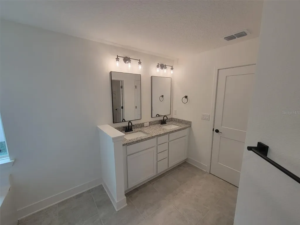 271 Verny Grove Lane Leesburg FL 34748