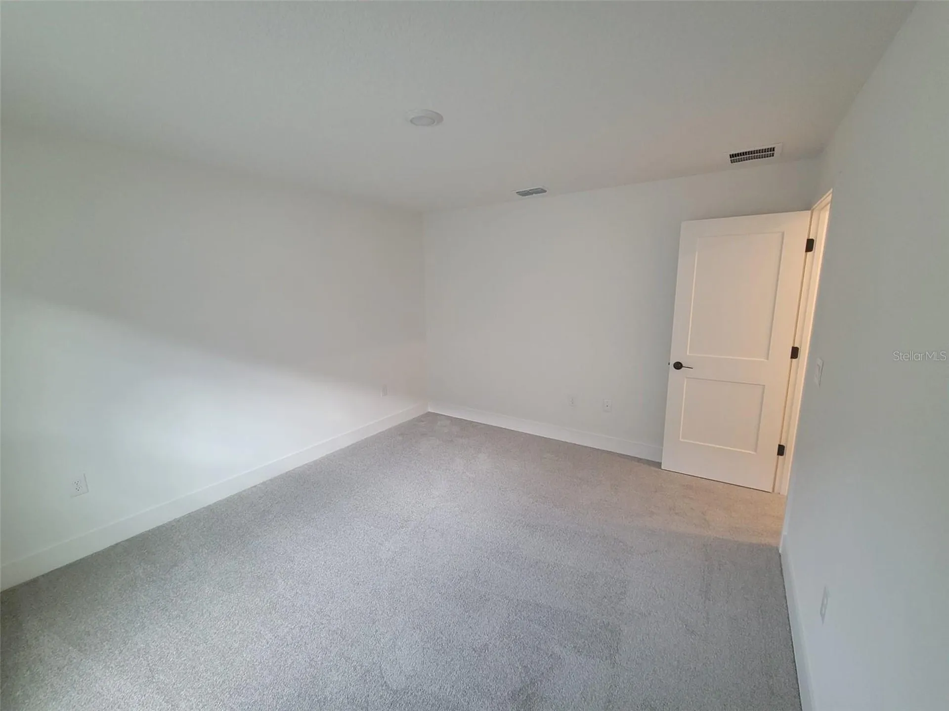 271 Verny Grove Lane Leesburg FL 34748