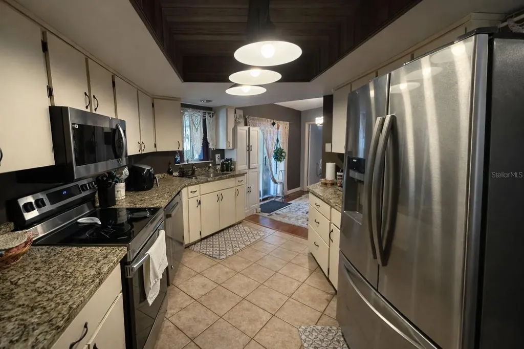 4350 Merchant Avenue Spring Hill FL 34608