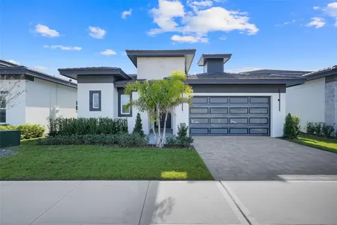 3044 Kensington Avenue Davenport FL 33837
