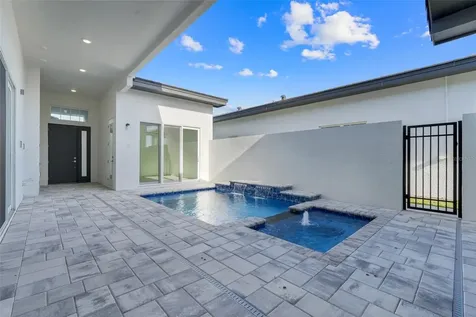 3044 Kensington Avenue Davenport FL 33837