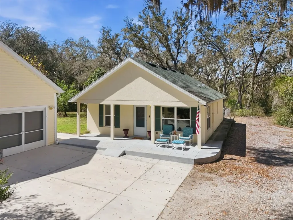 35015 Radio Road Leesburg FL 34788