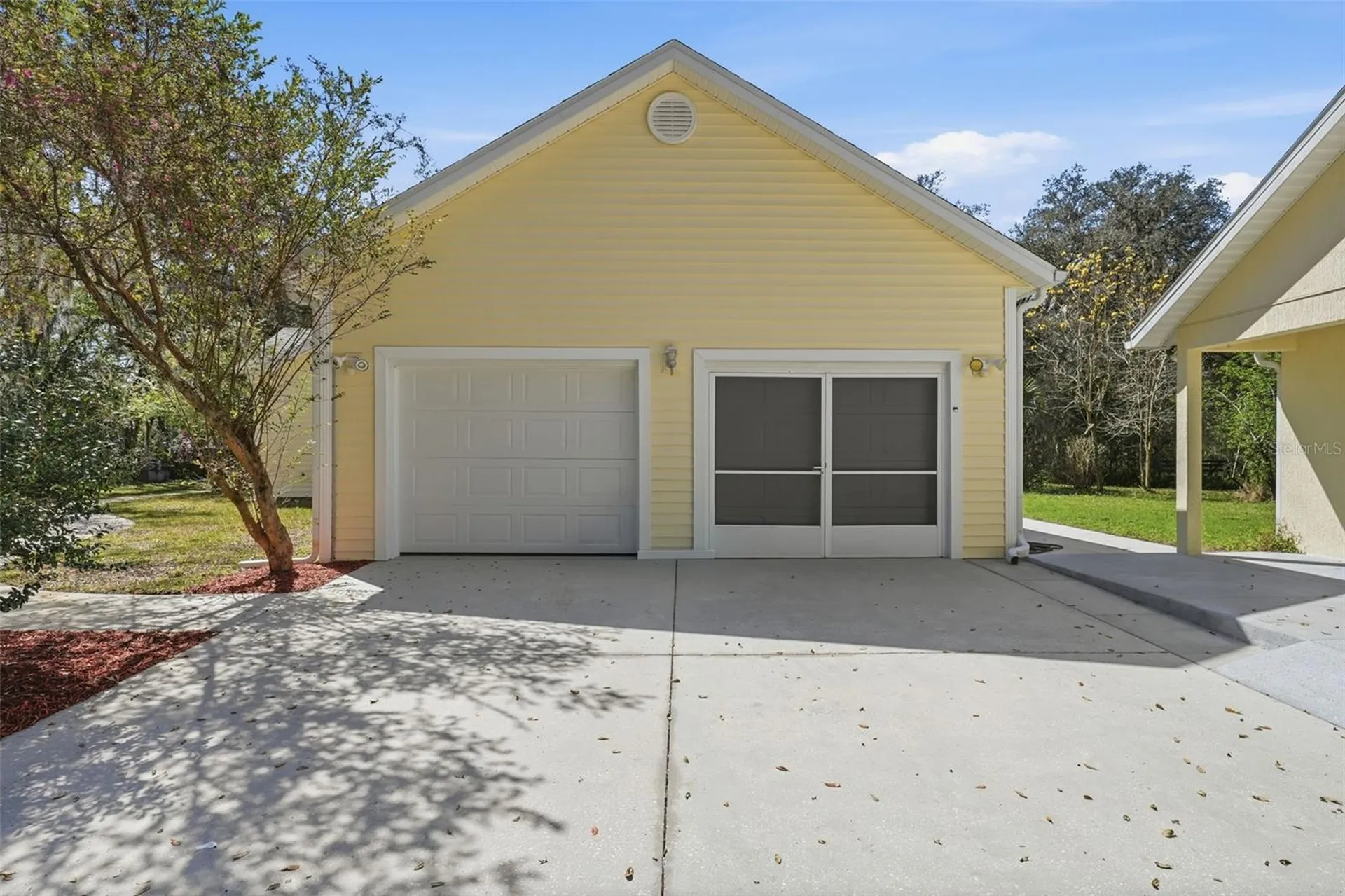 35015 Radio Road Leesburg FL 34788