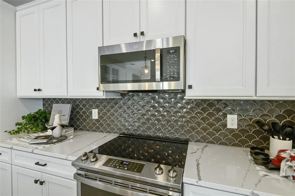 3633 Sublett Loop Tavares FL 32778
