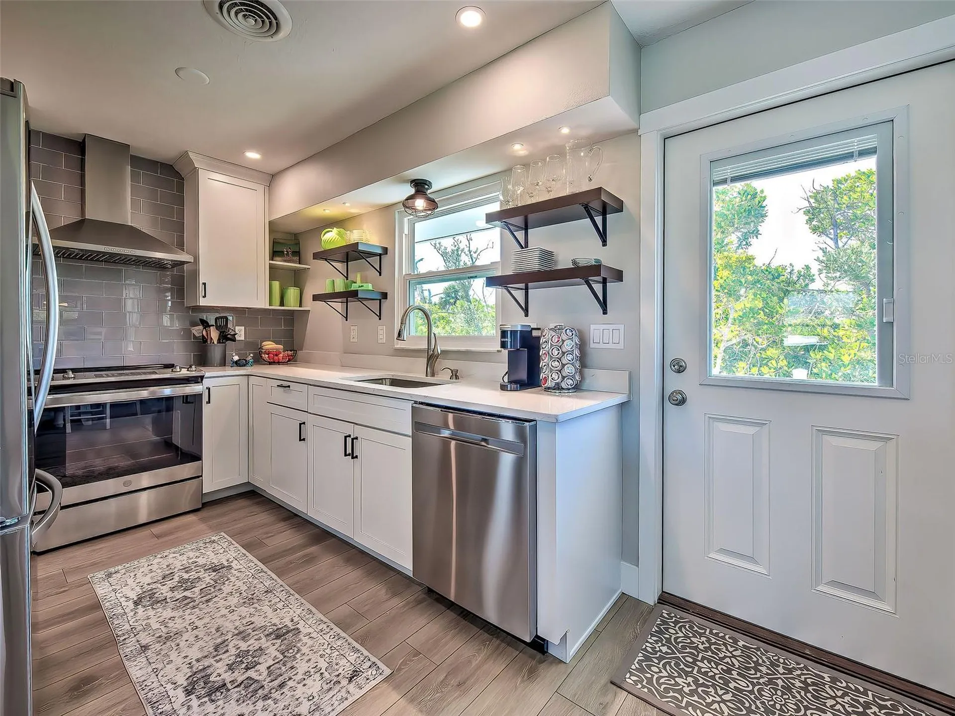 120 Mockingbird Lane Englewood FL 34223