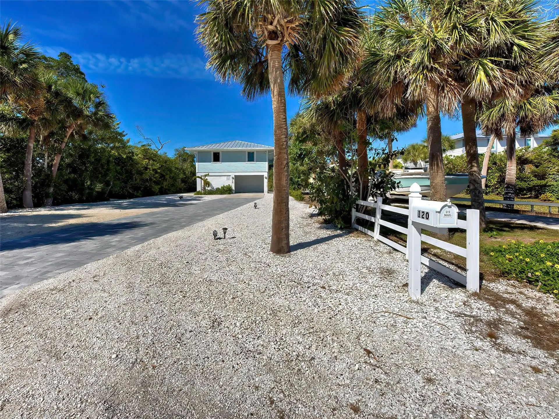 120 Mockingbird Lane Englewood FL 34223