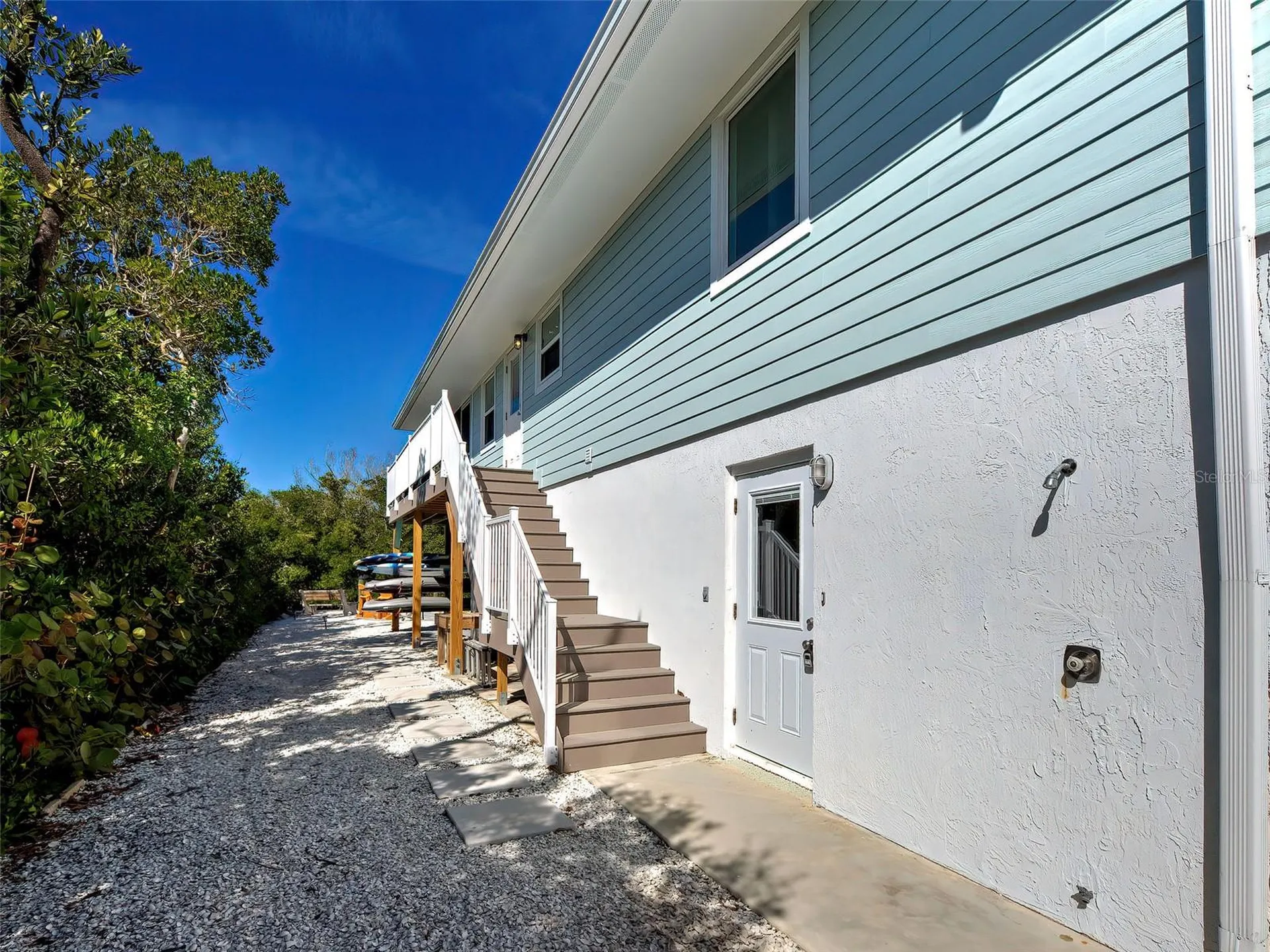 120 Mockingbird Lane Englewood FL 34223