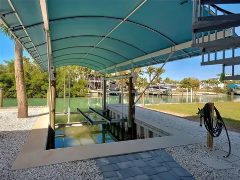 120 Mockingbird Lane Englewood FL 34223