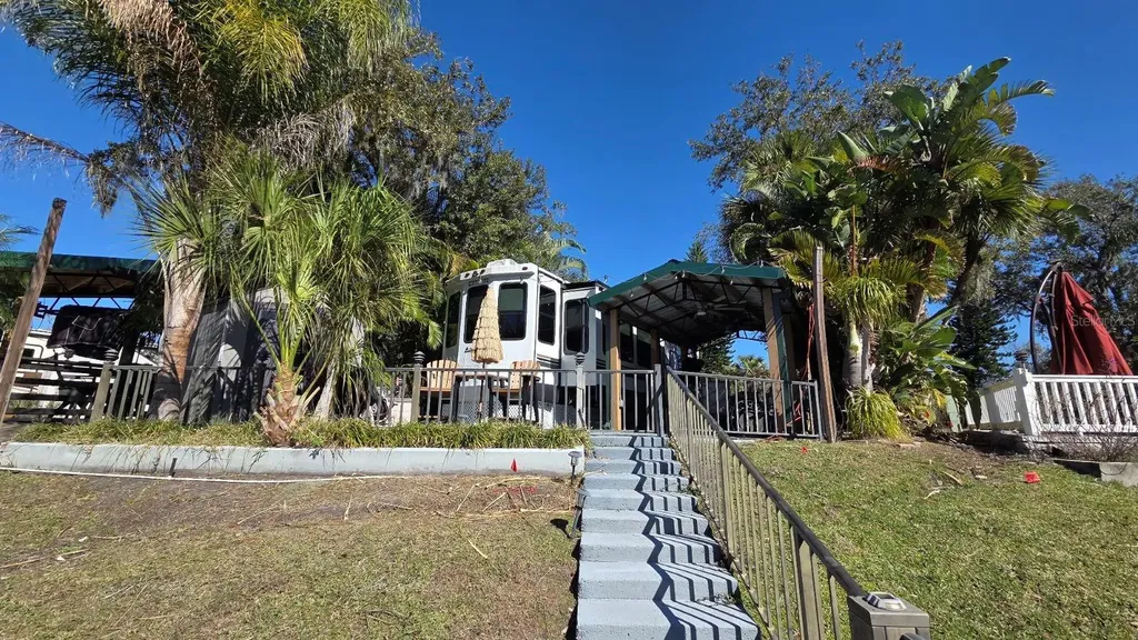 561 Waterway Drive River Ranch FL 33867