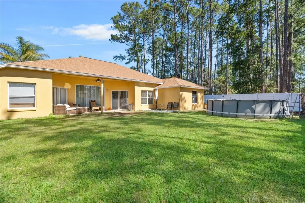 33 Red Clover Lane Palm Coast FL 32164