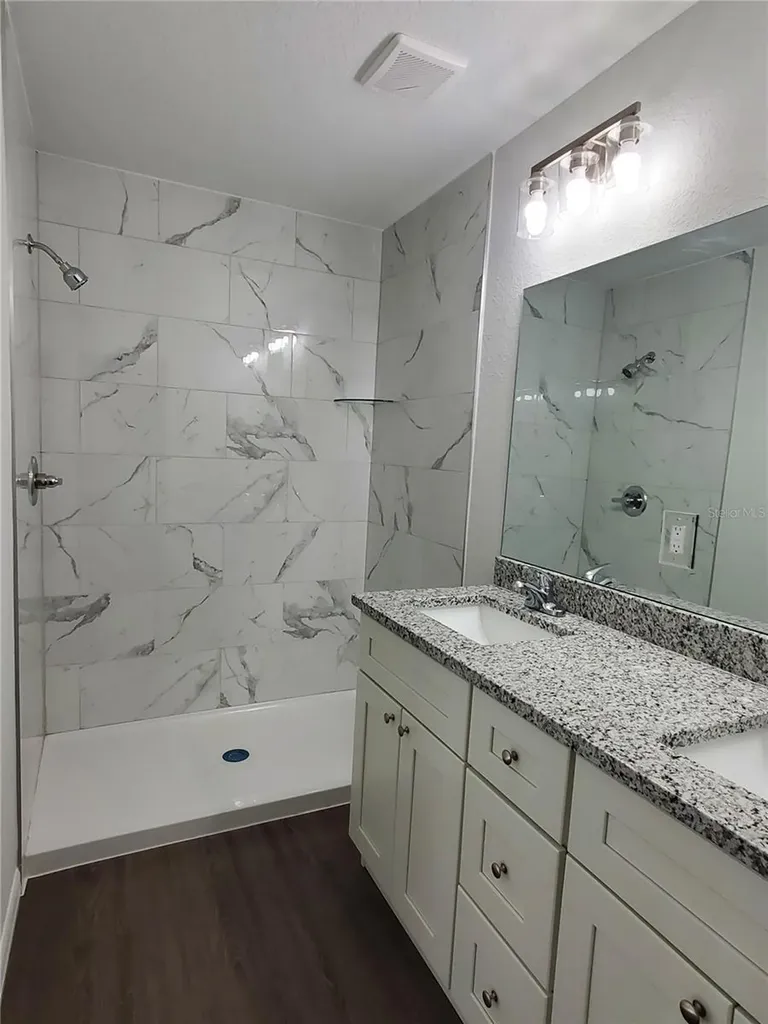 15 Fisher Way Place Ocklawaha FL 32179