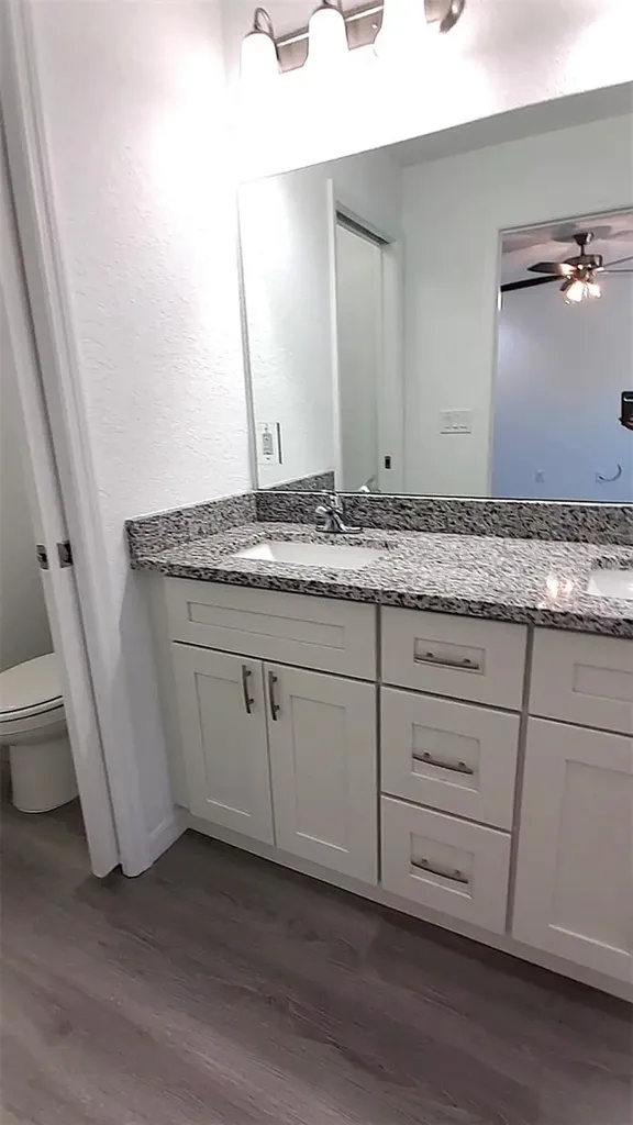 15 Fisher Way Place Ocklawaha FL 32179