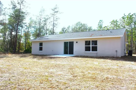15 Fisher Way Place Ocklawaha FL 32179