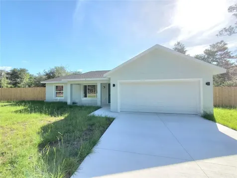 15 Fisher Way Place Ocklawaha FL 32179