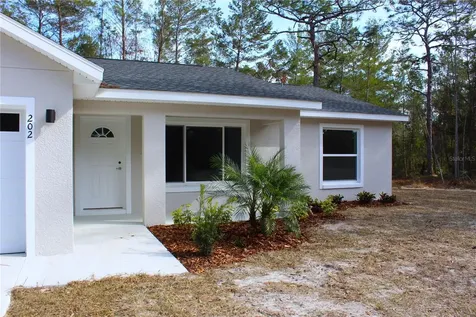 15 Fisher Way Place Ocklawaha FL 32179