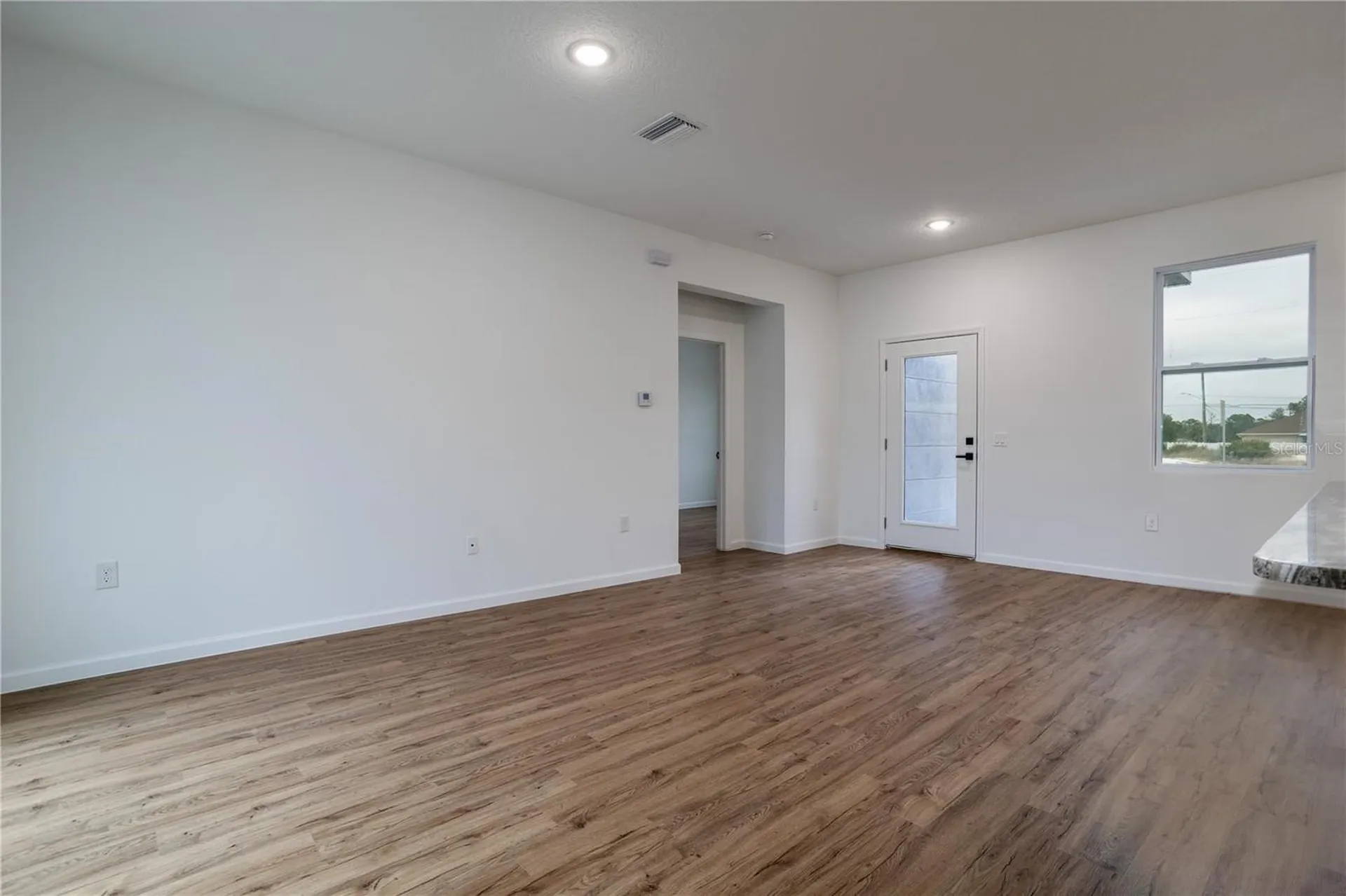 411 Street Johns Lane Kissimmee FL 34759