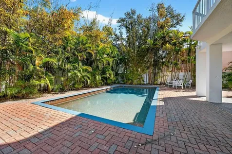5900 Bayview Circle S Gulfport FL 33707