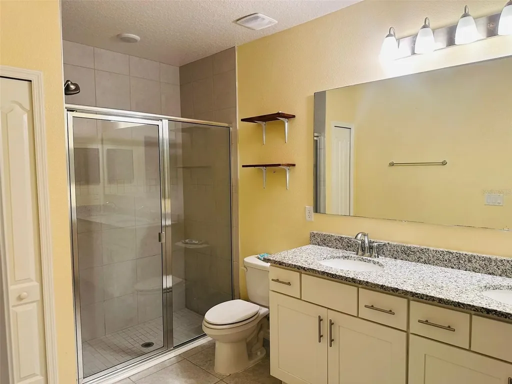 2221 Canyon Breeze Avenue Kissimmee FL 34746