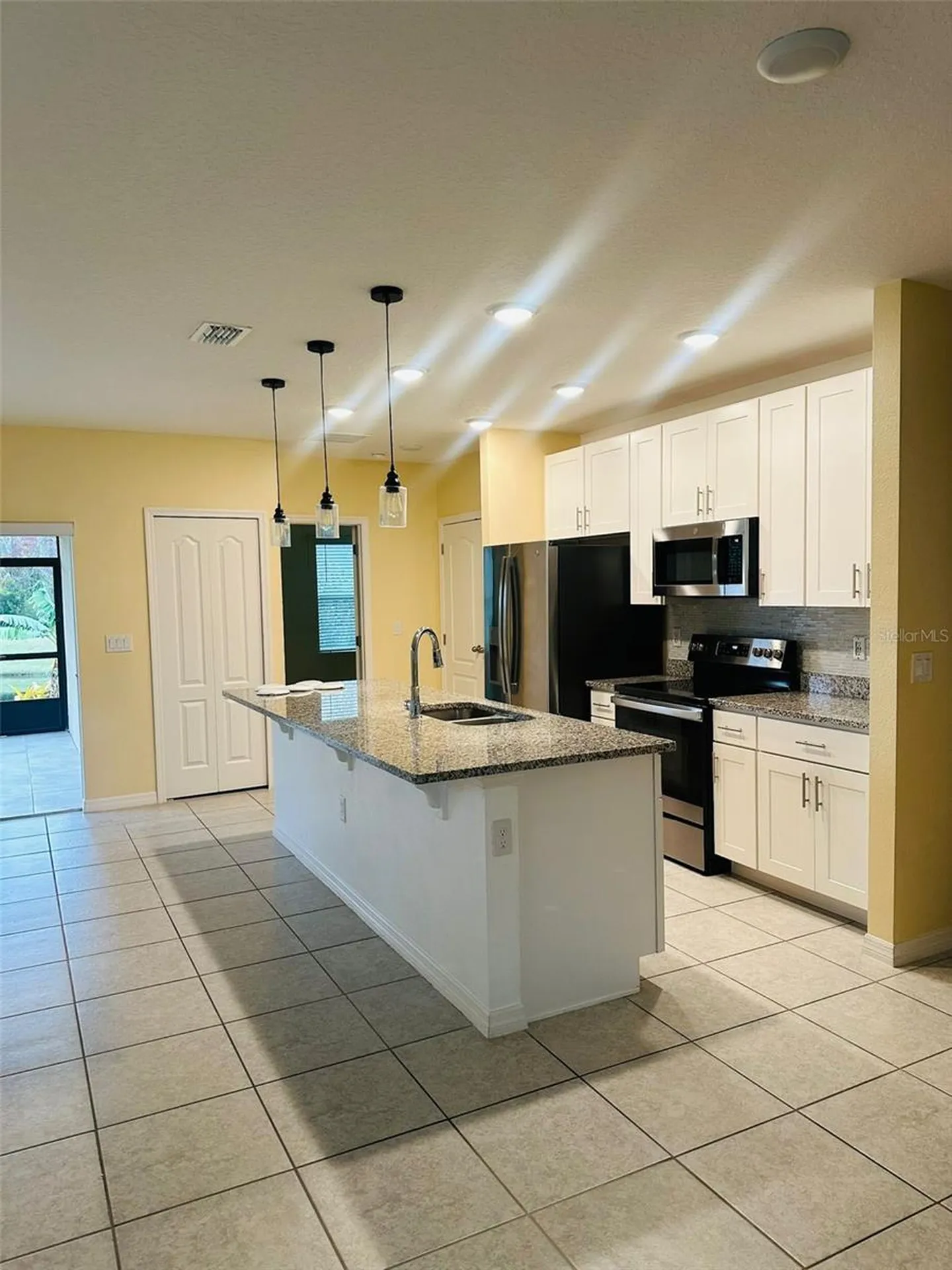 2221 Canyon Breeze Avenue Kissimmee FL 34746