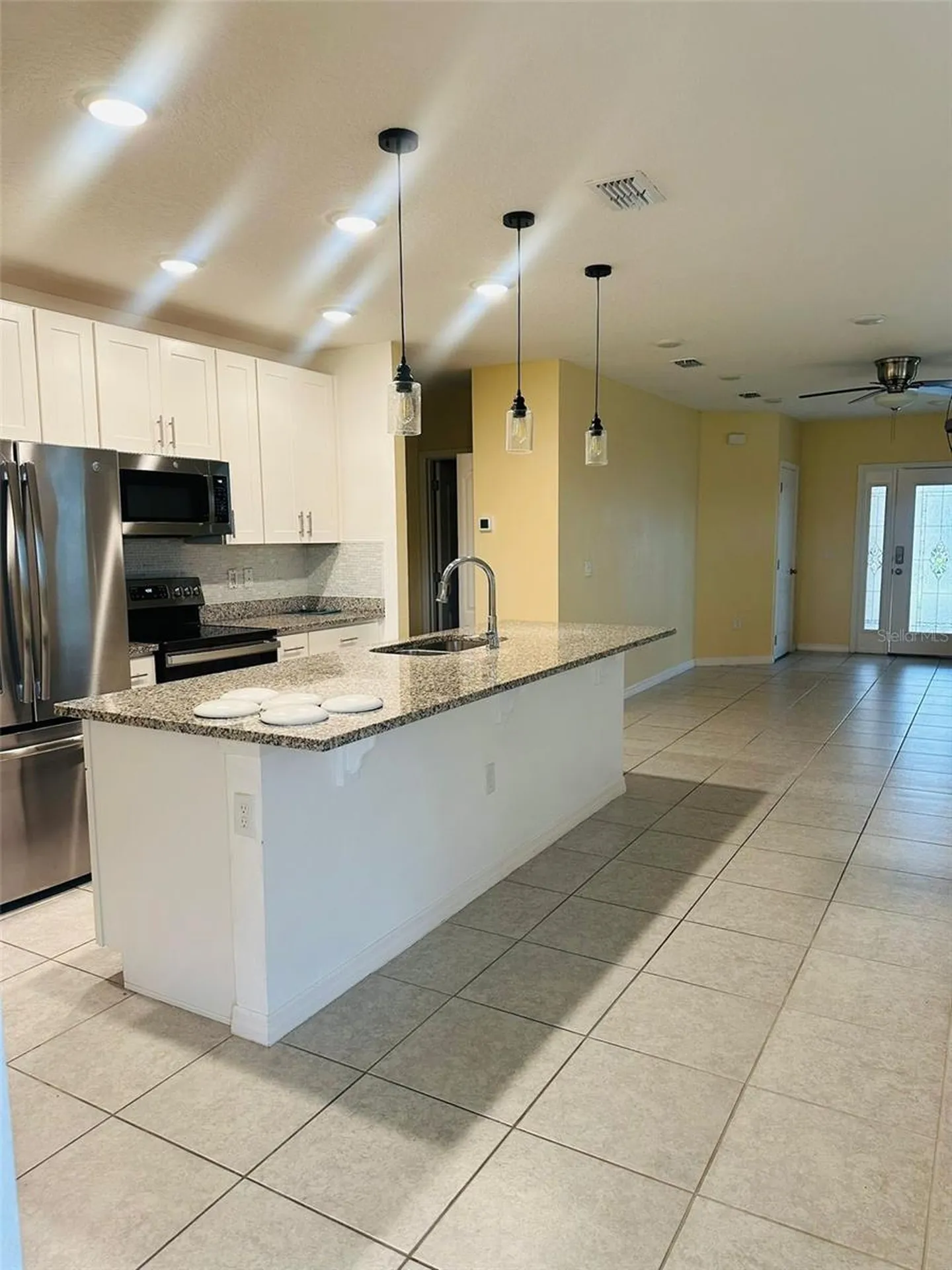2221 Canyon Breeze Avenue Kissimmee FL 34746