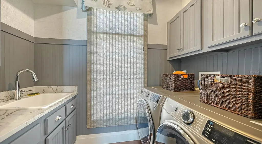 95 52nd Street Holmes Beach FL 34217
